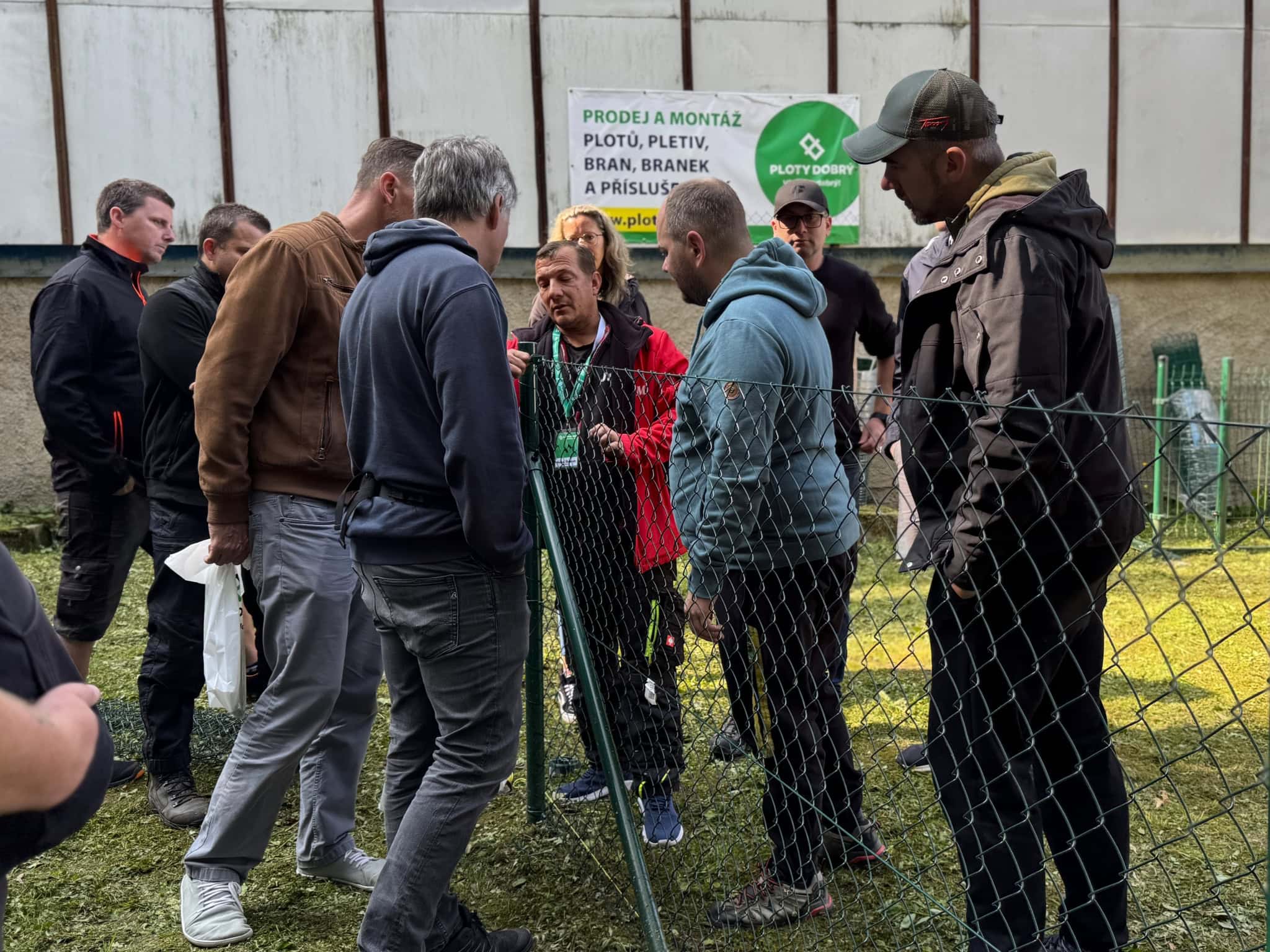 Jak si postavit plot svepomoci Plzen